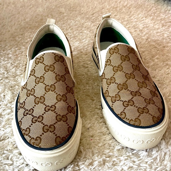 ❤️❤️❤️GUCCI - TENNIS SLEPT ON❤️❤️❤️ - Picture 2 of 5